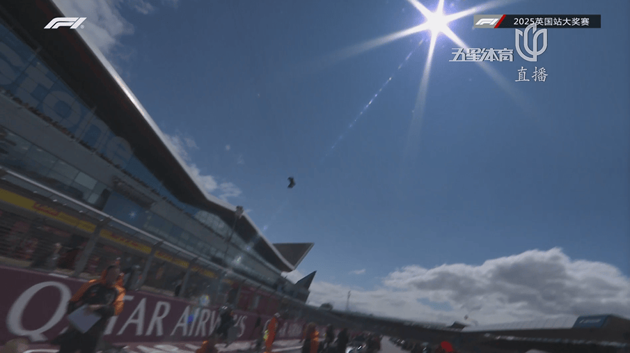 巴伦西亚VS皇家社会_霍肯伯格获F1生涯首个领奖台！英国站五人退赛巴伦西亚VS皇家社会，诺里斯主场夺冠！