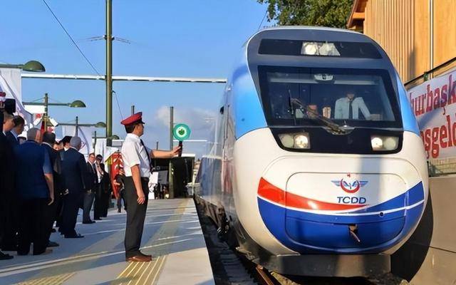 巴基VS奈尼_刚与美达成协议巴基VS奈尼，就对华加税5年？中方手里的4张牌，越南扛得住吗