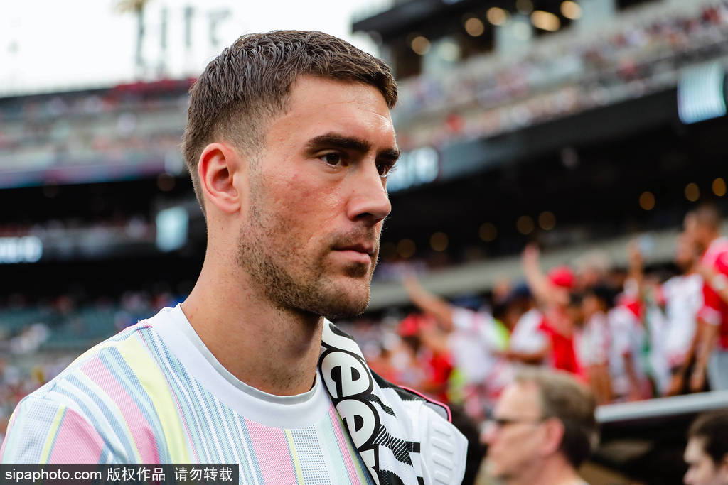 2025-2026荷兰乙组联赛赛程积分_尤文图斯与弗拉霍维奇决裂：从顶级射手到尴尬离场的全解析