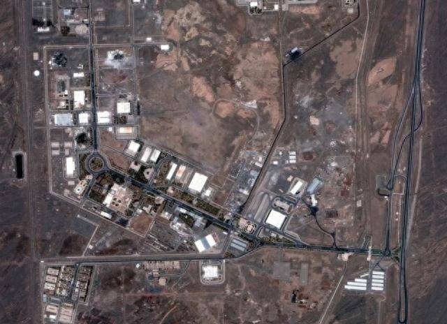 皇冠信用網哪里申请_真正黑手浮出水面皇冠信用網哪里申请,策划轰炸伊朗毒计,把特朗普当“提线木偶”