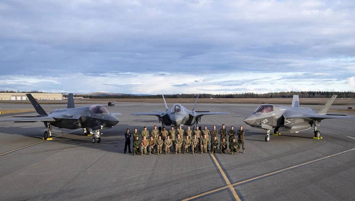 皇冠信用盘开户_中国去年引进80架战机皇冠信用盘开户，其中五代战斗机仅有30架？两年后将超100架？