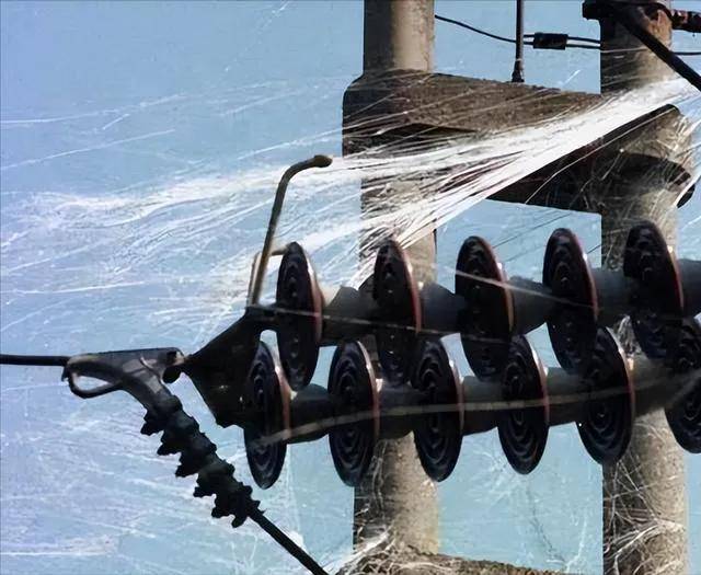 皇冠信用網出租_一发瘫痪一个城市！中国公布新型神秘炸弹皇冠信用網出租，是专门为谁准备的？