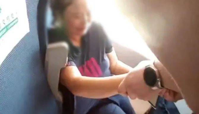 皇冠信用怎么弄_沈阳北站始发皇冠信用怎么弄！G3483次列车上发生紧急情况