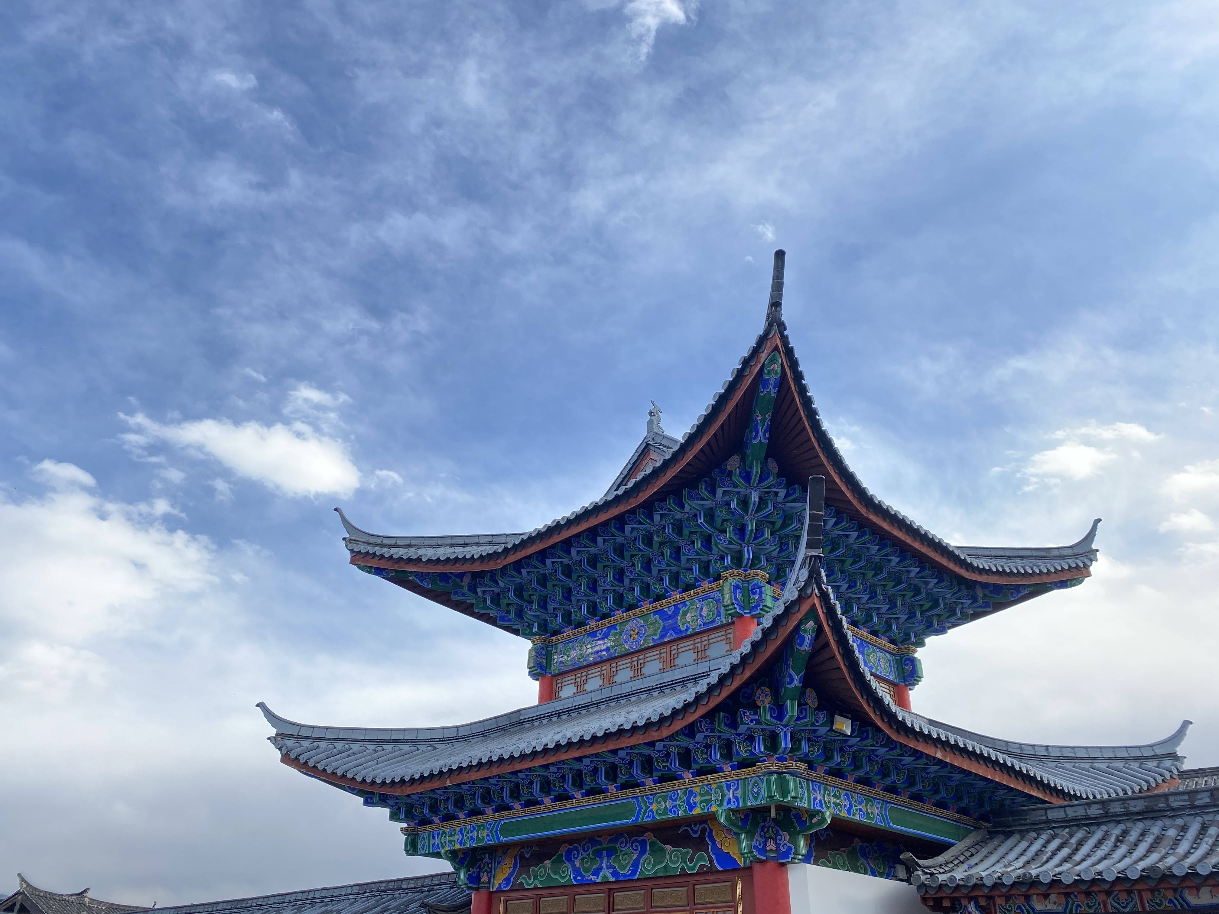 皇冠信用网会员申请_网传丽江古城增收费皇冠信用网会员申请，有民宿一夜被退17单，管理局回应：不实