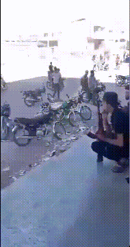 皇冠信用网开号_大战再起！5万大军不服皇冠信用网开号，冒着以色列空军大轰炸，猛攻叙利亚南部