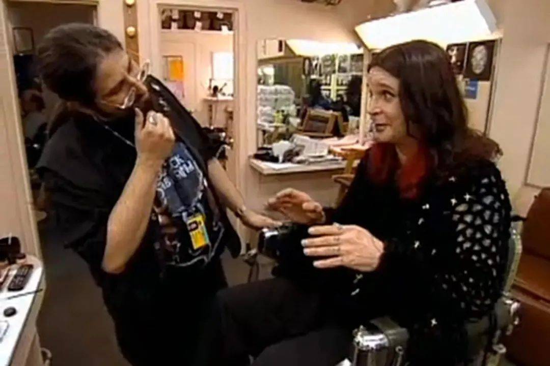 皇冠代理登1租用_“活传奇”去世皇冠代理登1租用!17天前还在开演唱会……