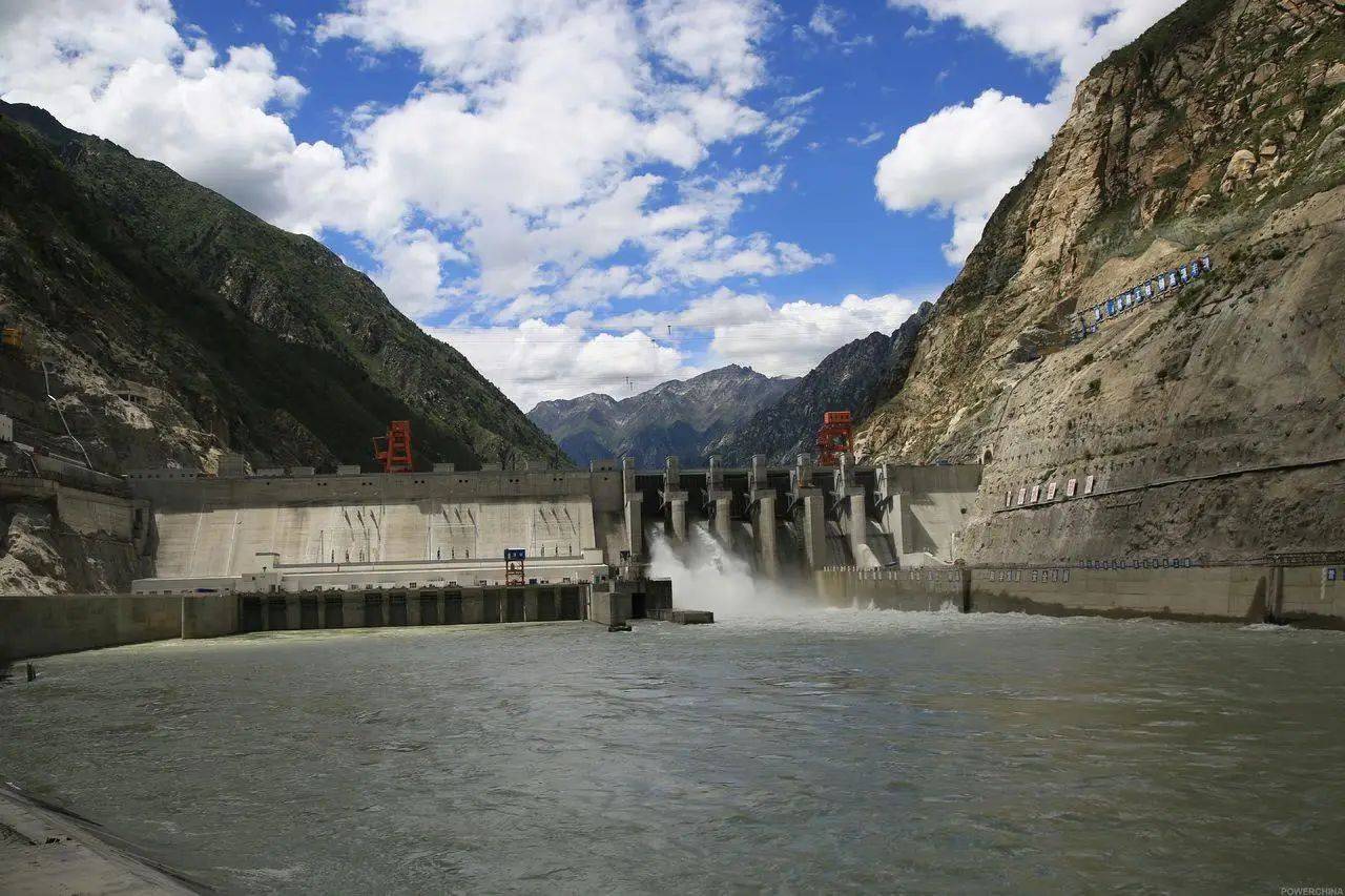 皇冠足球平台代理_雅江大坝仅离中印实控线18公里皇冠足球平台代理,不怕开战时,被印度优先攻击么?