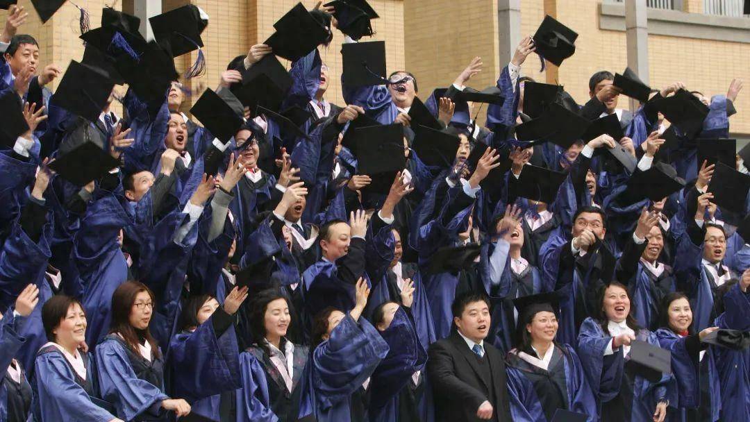 皇冠信用网代理登1_多所高校宣布延长研究生学制