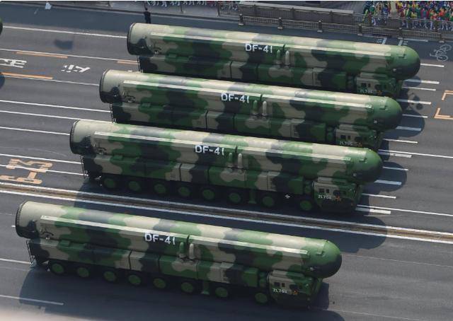 皇冠体育App下载_日本求核打击中国皇冠体育App下载,美军竟然同意了?1400条评论曝光,要警惕一件事