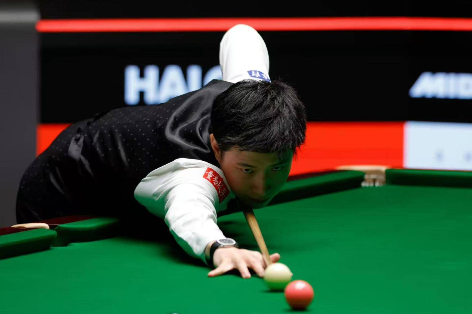 皇冠信用网出租足球_赵心童晋级斯诺克上海大师赛八强 将与丁俊晖上演“中国德比”