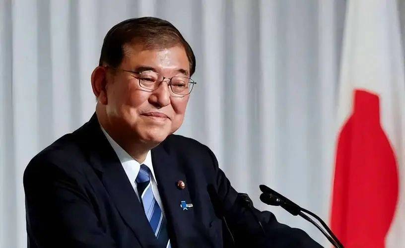 皇冠信用网账号注册_特朗普高兴坏了！美国公布全球关税后皇冠信用网账号注册，6个中国邻居对美投降，其中3国出卖中国利益，局势严峻