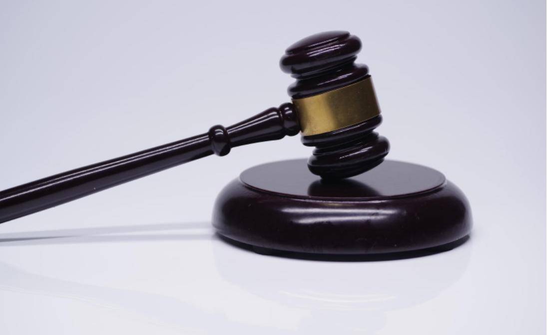 怎么开皇冠信用_丈夫整理遗物发现亡妻生前向已婚男转账93万怎么开皇冠信用，还被对方称为“老婆”！法院判全额返还