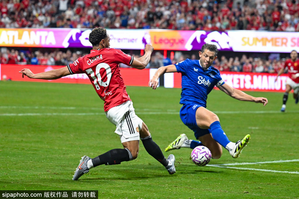 皇冠信用網怎么开户_曼联新星约罗：阿莫林要求皇冠信用網怎么开户我从后场发起进攻