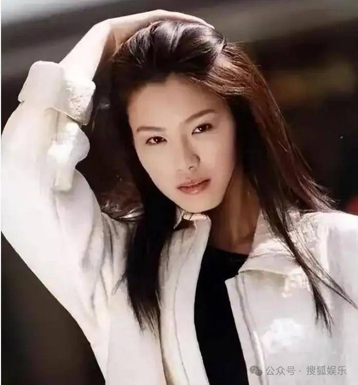 皇冠信用網在线开户_从爆红到突然消失好几年皇冠信用網在线开户,再出现已经胖到大家不敢认了?