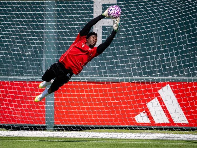 皇冠信用網占成代理_天空：塞斯科参加了曼联首训皇冠信用網占成代理，奥纳纳和齐尔克泽一同伤愈归队训练