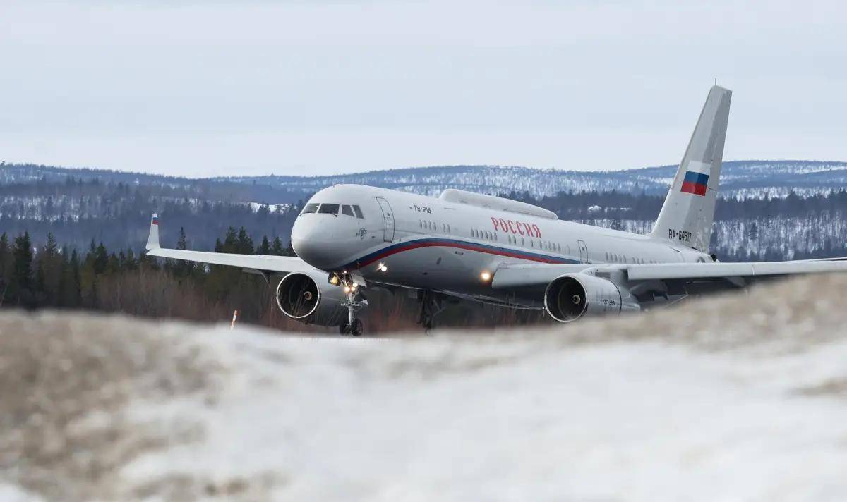 皇冠信用网怎么申请_俄中计了？特朗普设鸿门宴皇冠信用网怎么申请，普京被安排进美军基地，被捕风险上升