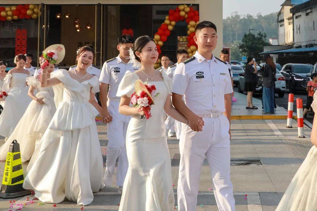 皇冠信用網正网_恭喜皇冠信用網正网，他们结婚了！