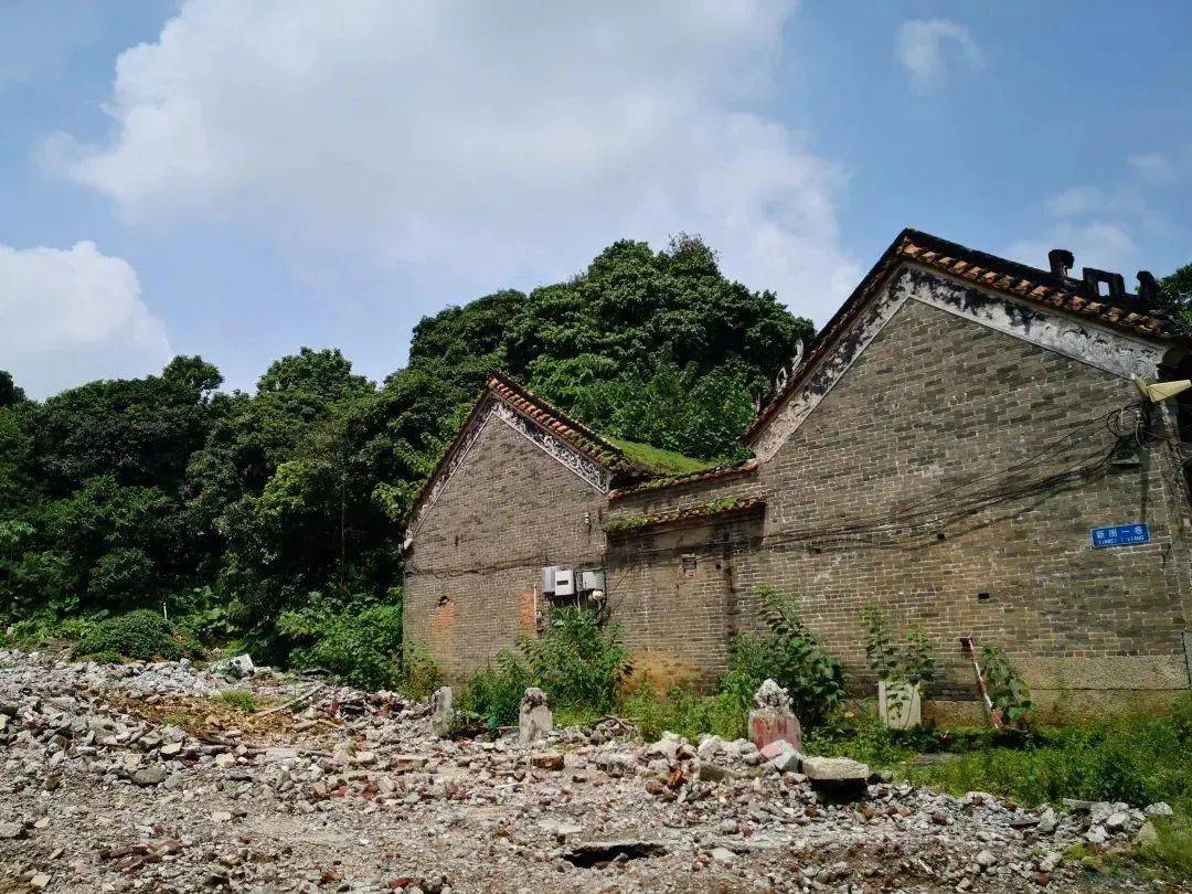 皇冠信用網可以占几成
_广东“录像厅杀人案”3名凶手被核准死刑!31年了皇冠信用網可以占几成
,她终于等来这一天……