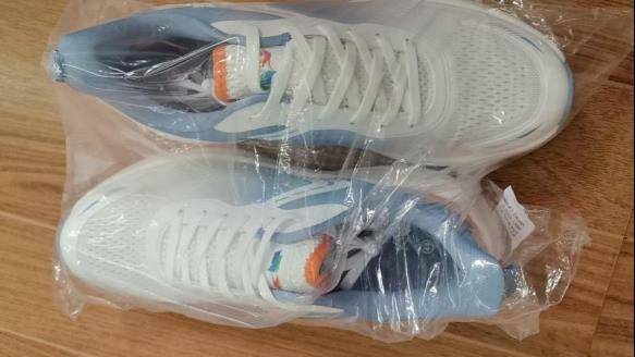 皇冠信用网在线开户
_家长投诉一双军训解放鞋要160元皇冠信用网在线开户
,校方:系误解,衣裤鞋帽等总共200元