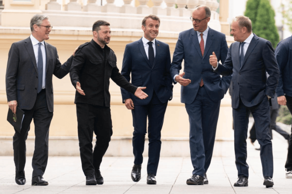 皇冠abcd类型网_特朗普发了2个帖子皇冠abcd类型网，暗示乌克兰再次攻打俄本土