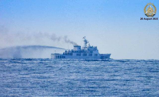 信用网皇冠申请注册
_“坐滩”军舰补给中断信用网皇冠申请注册
,菲军方威胁中国:造成一人死亡即触碰红线