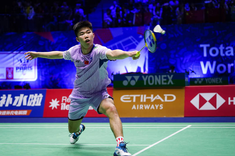 皇冠信用網会员注册网址_羽毛球世锦赛｜石宇奇翁泓阳反客为主连胜“中法对决”皇冠信用網会员注册网址，国羽男单确保四强名额