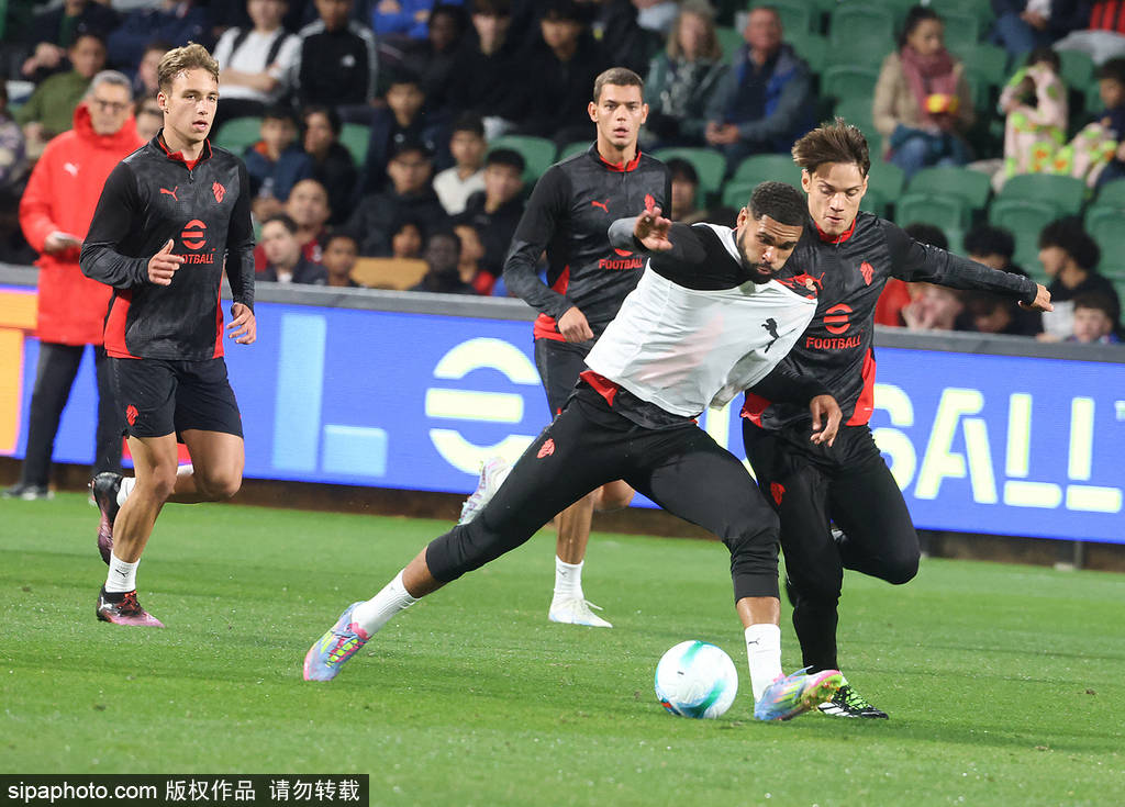 皇冠信用出租代理_AC米兰新星亚沙里右腓骨非位移骨折：保守治疗计划背后的故事与战术影响