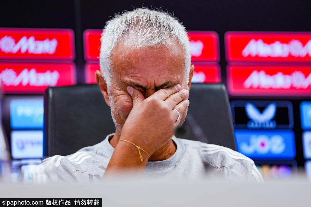 皇冠信用網在哪里注册_穆里尼奥遭费内巴切解雇:生涯第七次下课背后的故事与影响