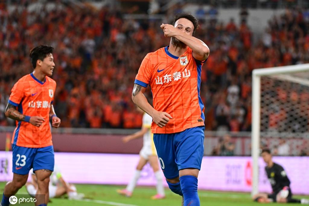 罗斯托夫vs格罗兹尼艾哈迈德_惨案罗斯托夫vs格罗兹尼艾哈迈德！中超-卡扎大四喜马德鲁加双响 泰山6-0复仇国安