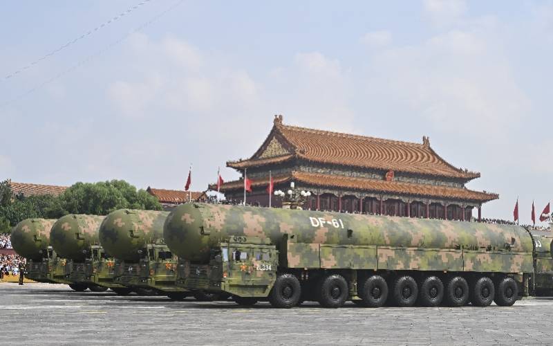 利文斯顿vs赫斯_东风61洲际导弹重磅登场利文斯顿vs赫斯,网友:不敢想咱家还有多少好东西