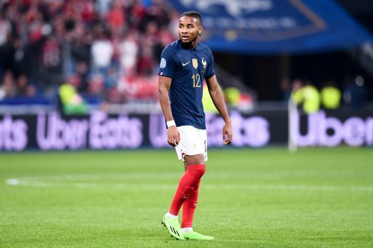 皇冠代理登1,2,3_米兰新闻网：恩昆库在米兰训练中展现出职业态度皇冠代理登1,2,3，打动了阿莱格里