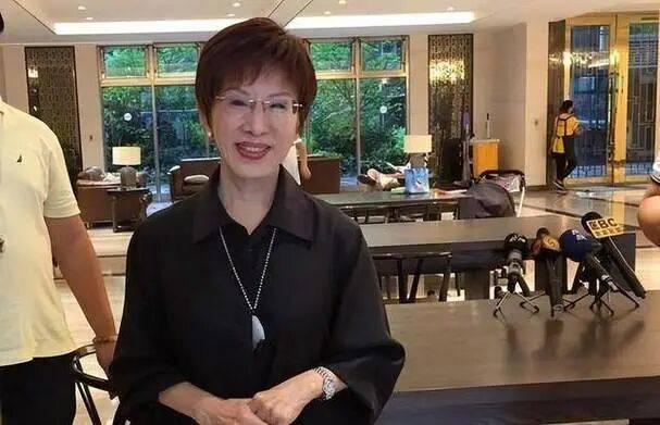 佛罗伦萨vs那不勒斯_局势出乎意料佛罗伦萨vs那不勒斯,台当局改口称洪秀柱无罪,对没去北京的马英九下手