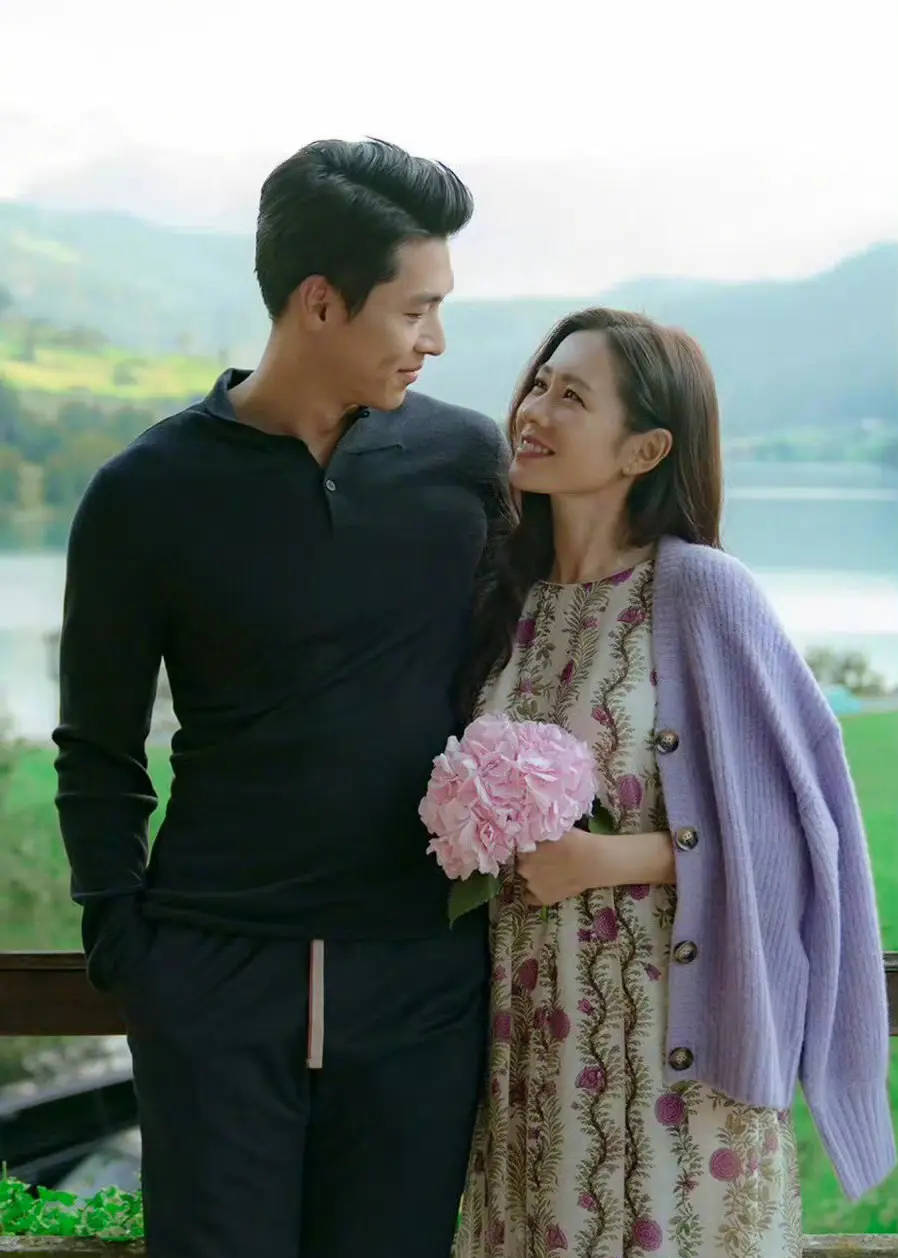 皇冠信用網开号_孙艺珍结婚生子后担心不能再演爱情片皇冠信用網开号！称与老公玄彬平时不怎么聊工作