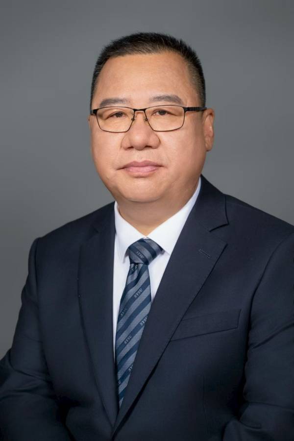 皇冠登一登二登三区别_武汉大学党委书记调整