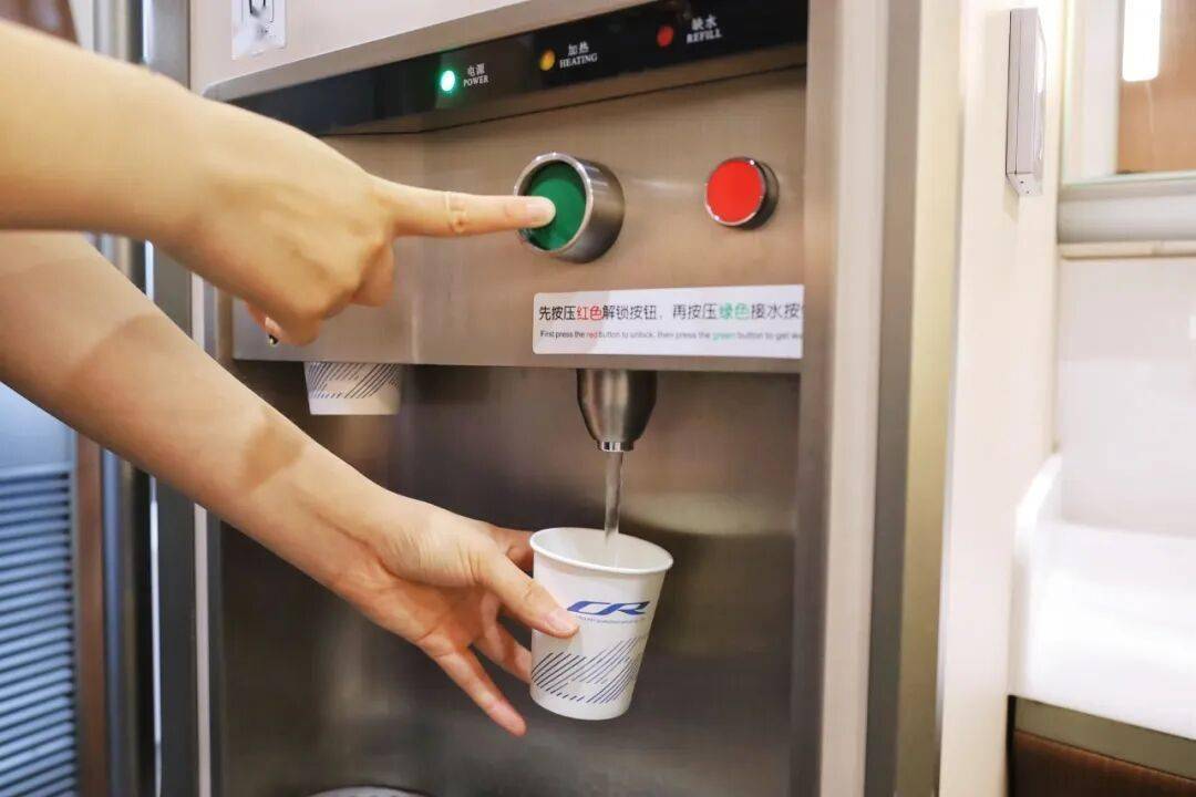 白俄罗斯超级联赛_这趟北京西往返深圳北的列车全是单间白俄罗斯超级联赛,国庆中秋假期加开!