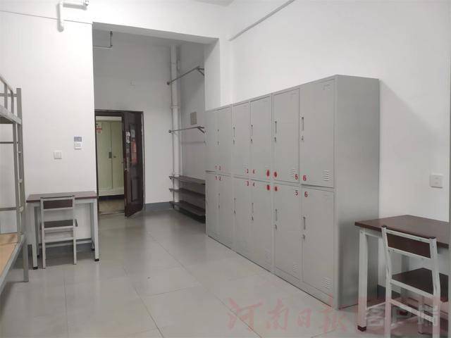 皇冠信用盘代理_从8人间到夫妻房皇冠信用盘代理,郑州富士康员工幸福安居“进行时”