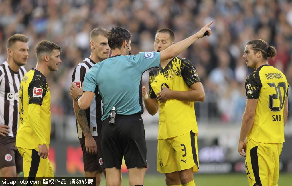 怎么开皇冠信用网_米兰vs尤文首发预测：托莫里重回首发怎么开皇冠信用网，魔笛、拉比奥特坐镇中场