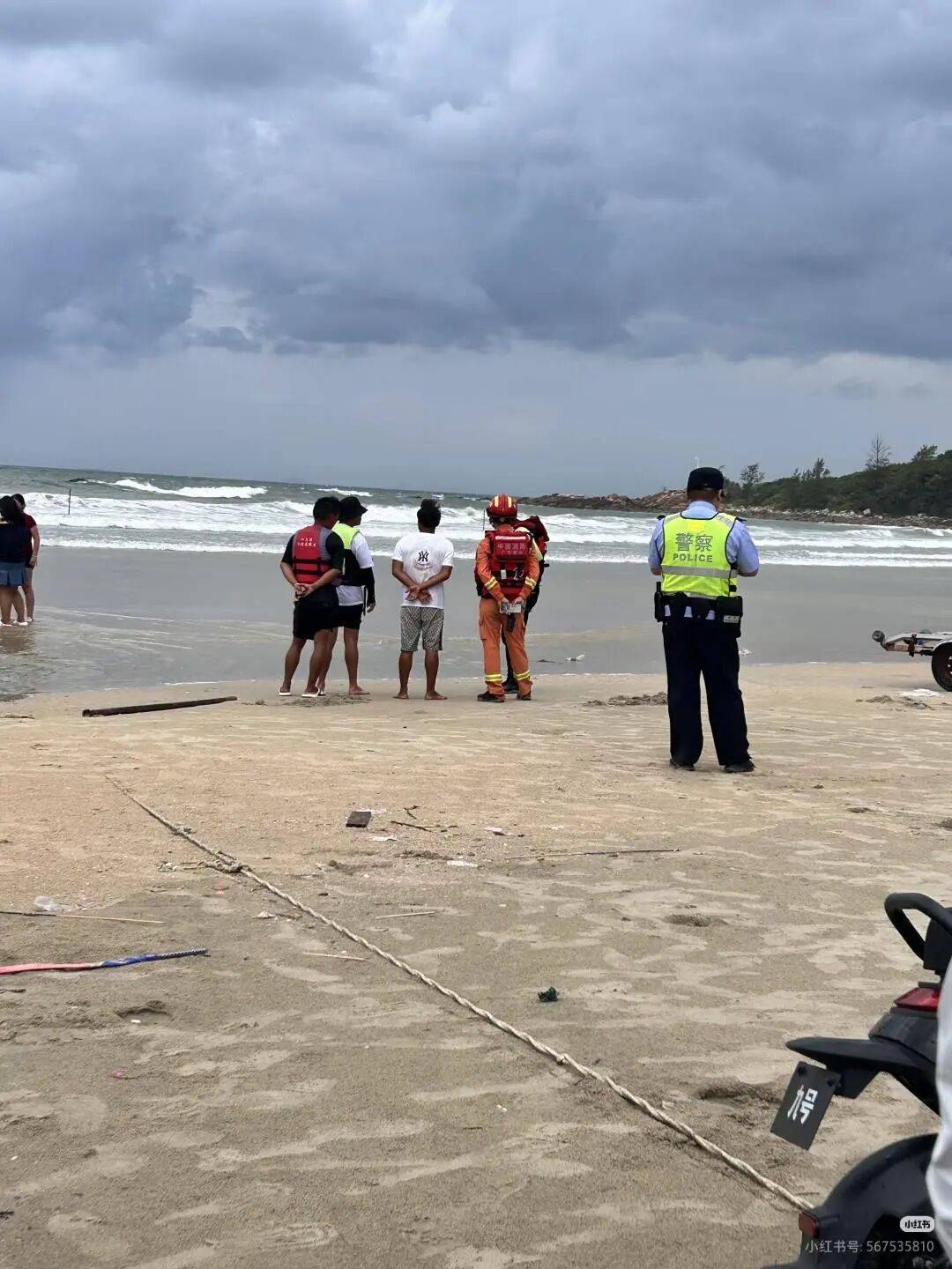 皇冠体育App下载_年轻男子在惠州一海滩游泳时失踪皇冠体育App下载，当地回应