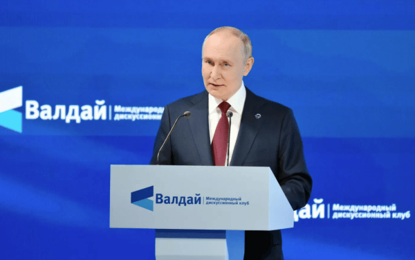 皇冠信用網如何申请_普京：少数几个大国替全世界决定生活方式的时代皇冠信用網如何申请，已一去不复返