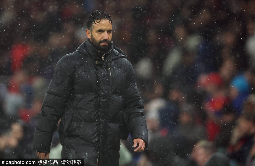 皇冠信用網如何开户_转会风暴来袭！曼联瞄准贝林厄姆皇冠信用網如何开户，费尔南德斯引沙特豪门哄抢