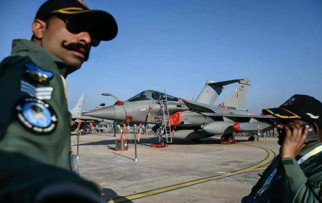 皇冠登1登2登3
_攻击-11进驻西部边境皇冠登1登2登3
,要不是卫星图曝光,印度永远不知道早已被盯上