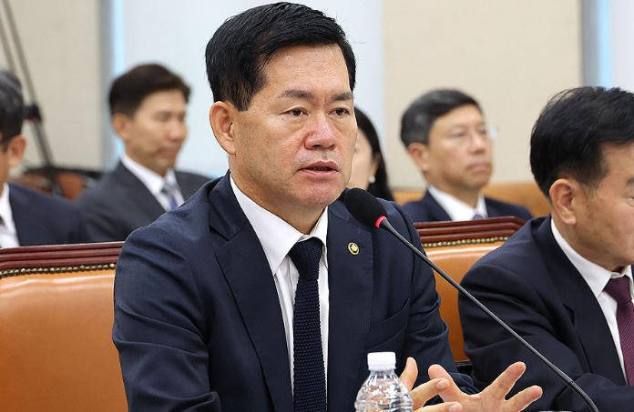 苏格兰超级联赛_韩国官员：中方制裁苏格兰超级联赛，必然影响“让美国造船业再次伟大”