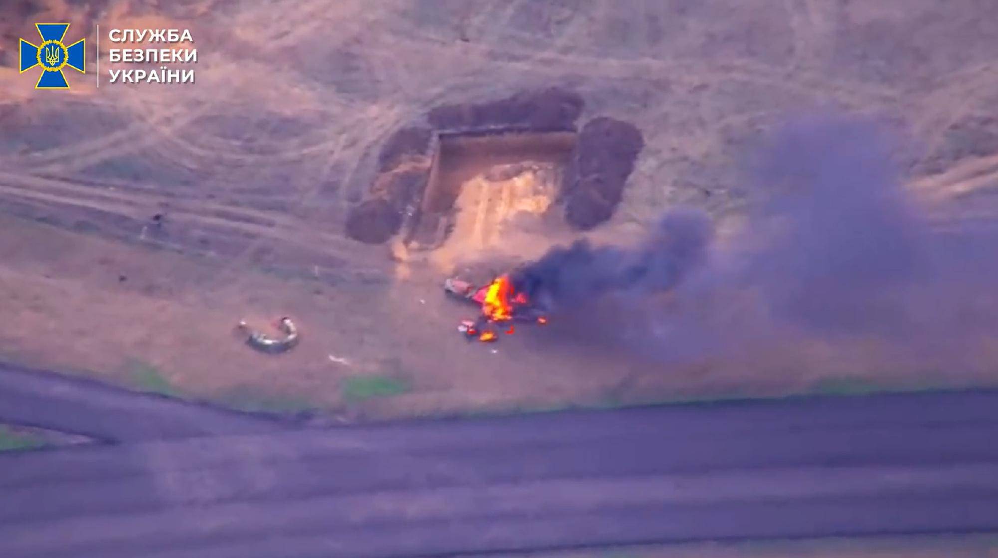 世界杯信用网代理注册_打脸俄军！画面暴露最新反无人机装备位置世界杯信用网代理注册，乌特工顺着网线全炸毁