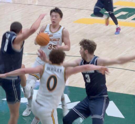 世界杯网址_王俊杰23分刷新NCAA个人得分新高 赵维伦替补0得分