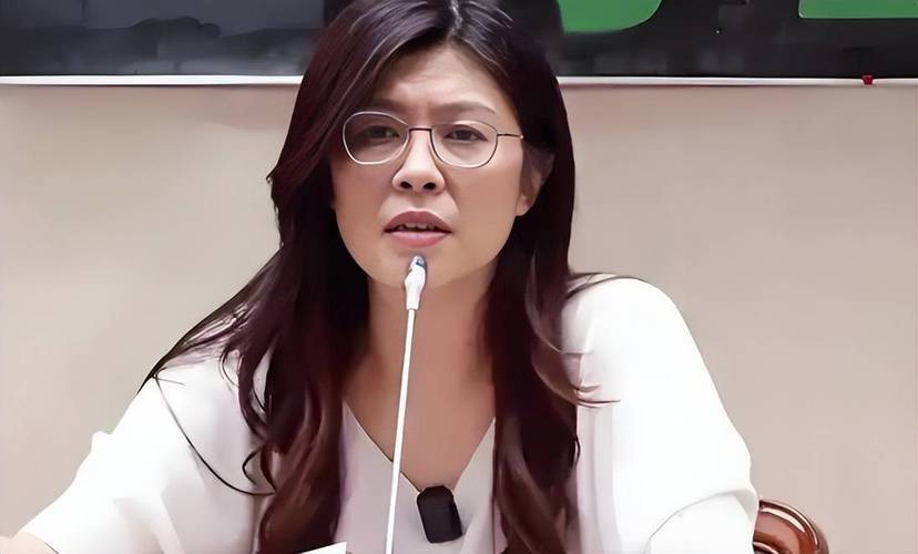 皇冠信用盘会员_两岸和平统一还远吗？登机赴京前皇冠信用盘会员，郑丽文公布人事名单，朱立伦回应特殊，不准打破惯例！