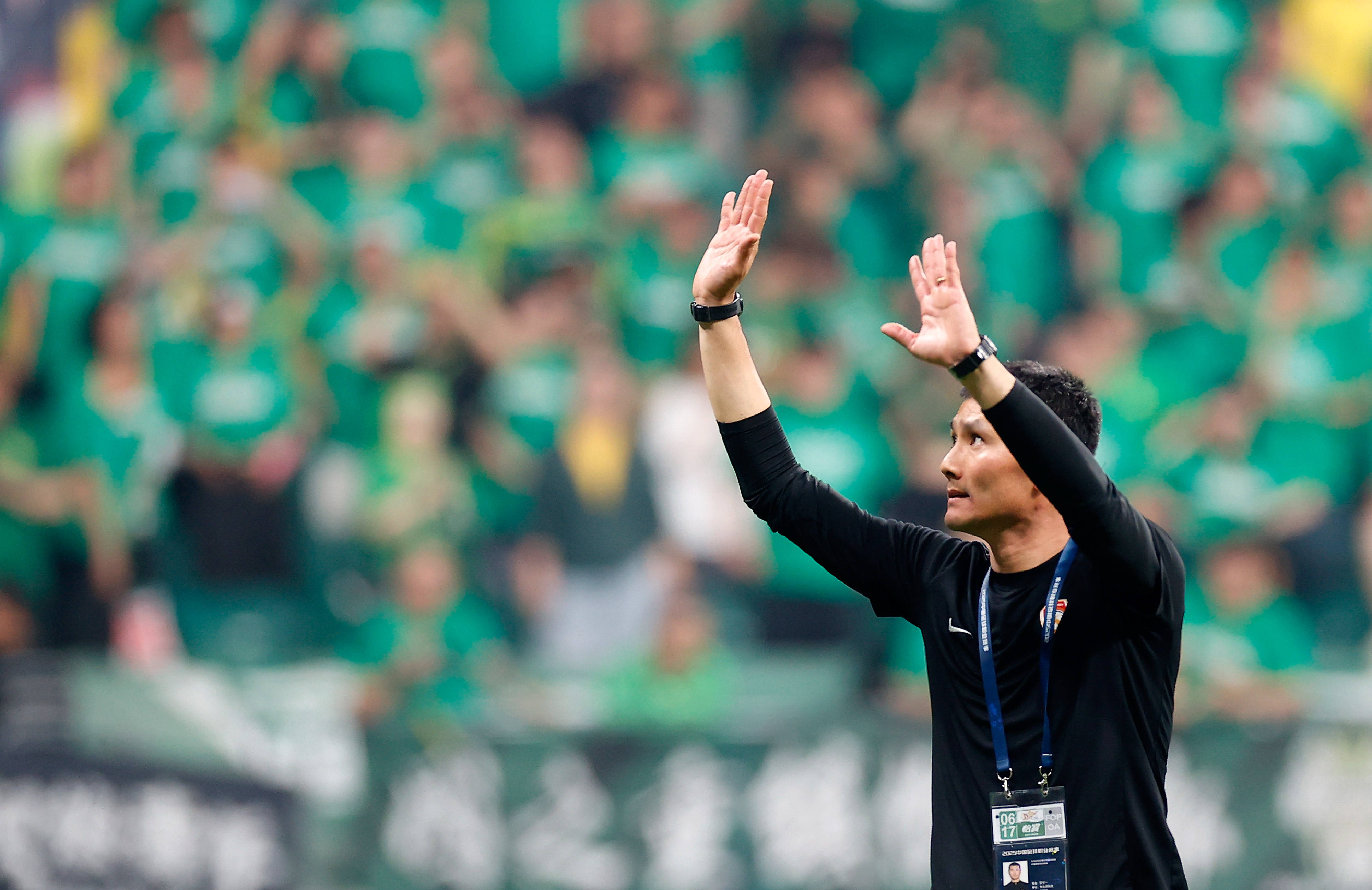 皇冠信用网在线开户_足协官方：邵佳一出任中国男足国家队新任主教练