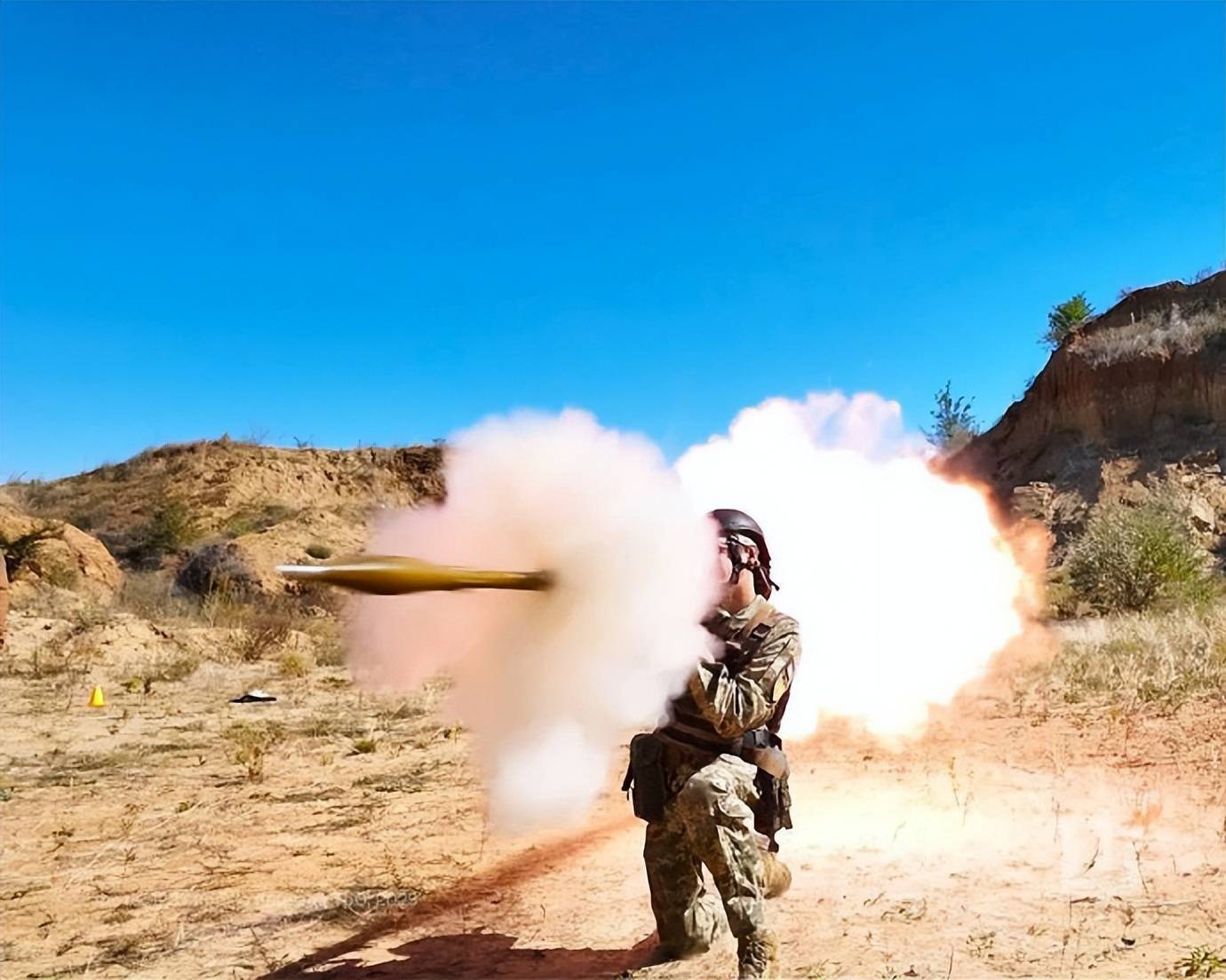 皇冠信用网登2代理_俄军大捷！乌军5500人被歼皇冠信用网登2代理，3个旅投降，法械旅在红军城举起白旗