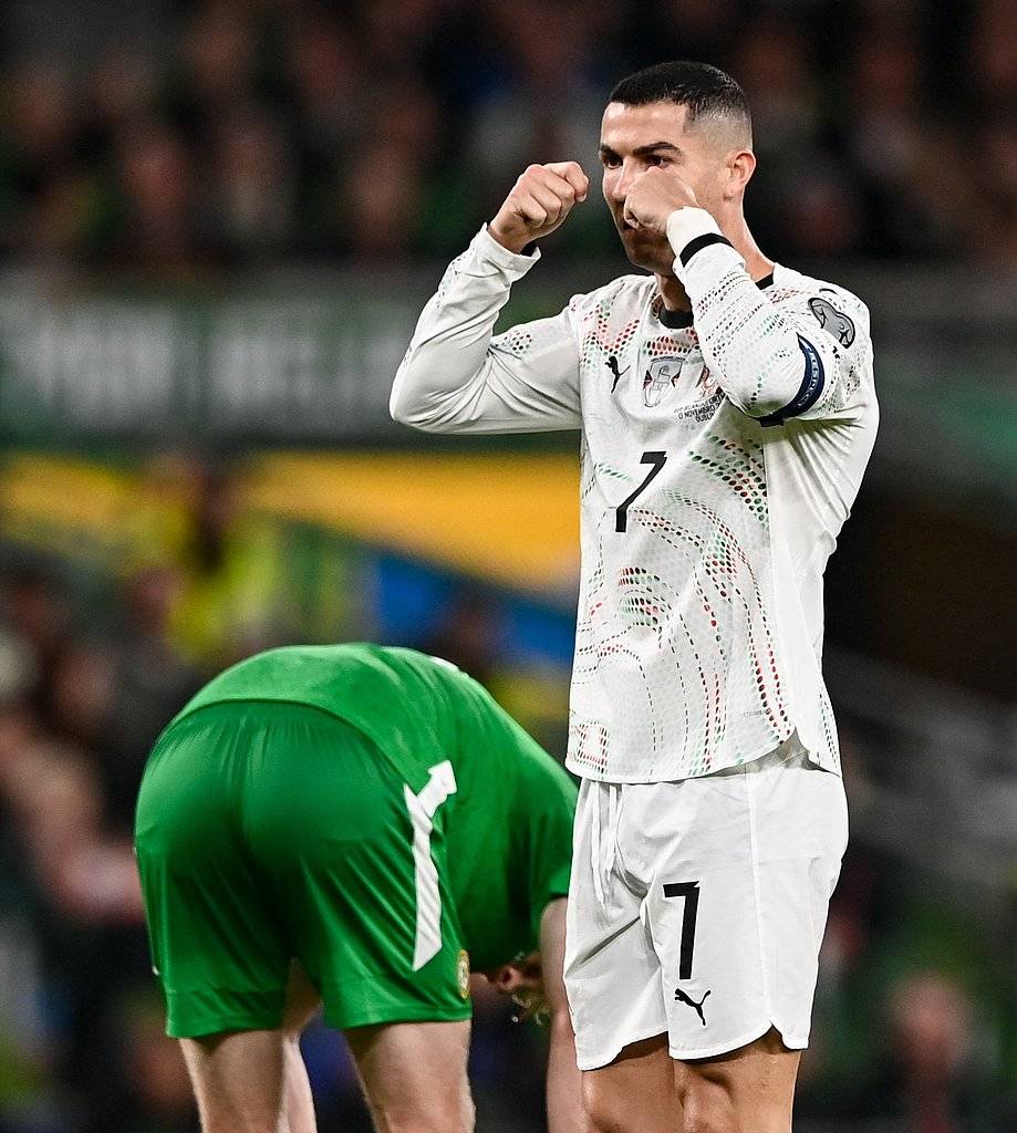 怎么开皇冠信用网_世预赛-C罗肘击染红帕洛特双响 葡萄牙0-2无缘提前晋级