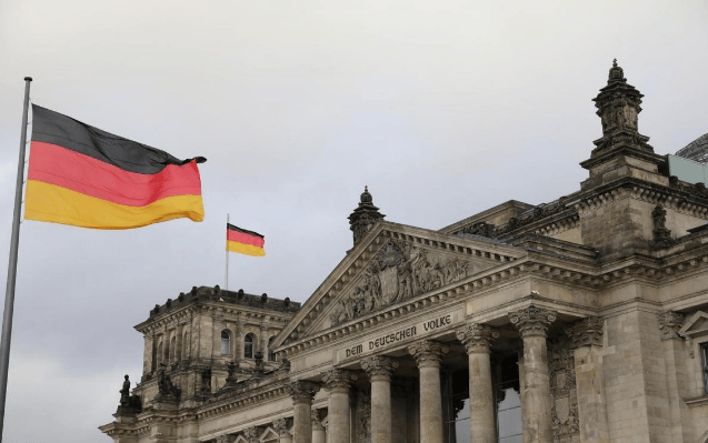 皇冠信用盘代理注册_乌军断粮7天大规模投降皇冠信用盘代理注册，德国先下手为强，凑80万大军与俄罗斯硬刚到底？俄乌局势重大反转