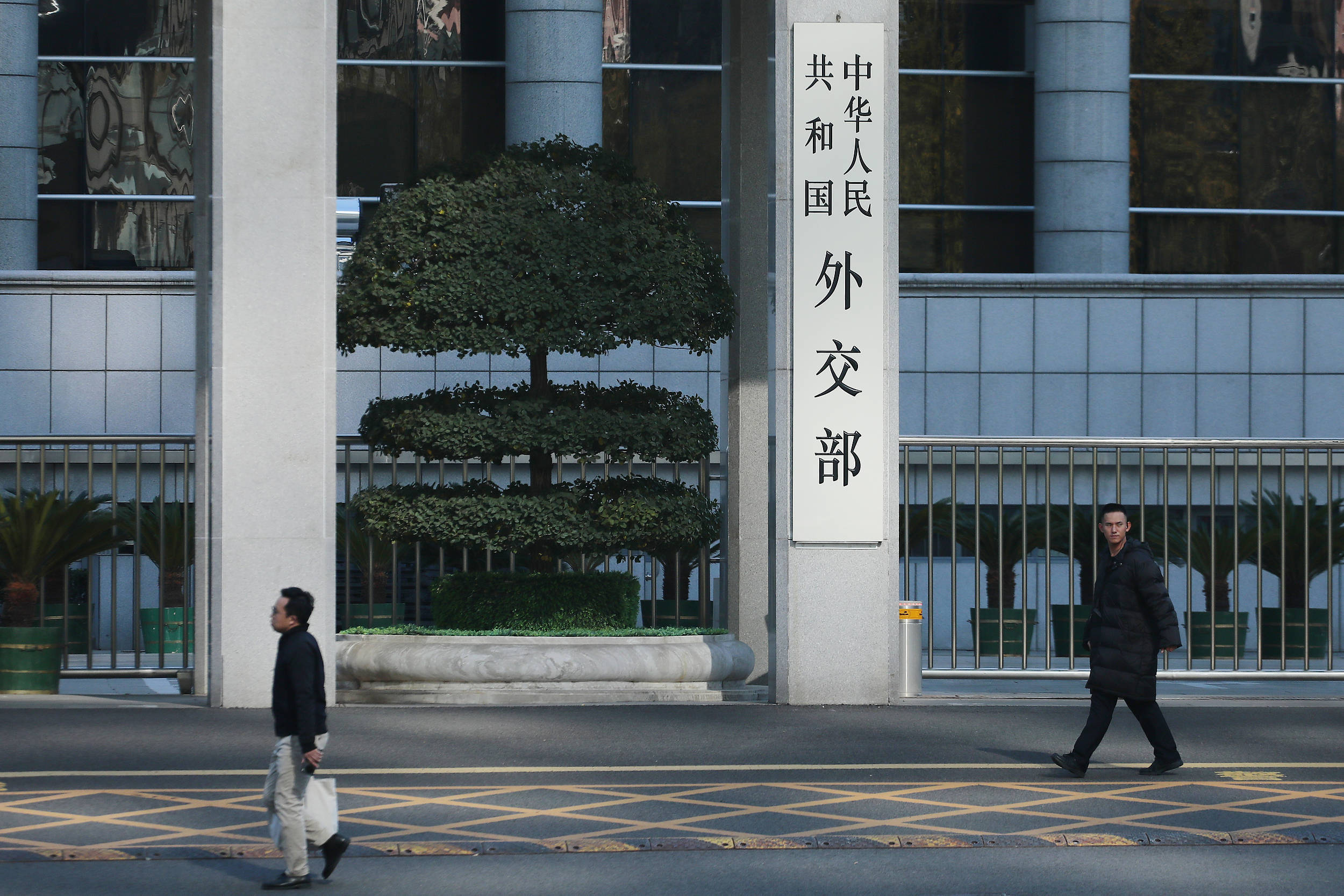 皇冠信用盘会员开户_日本外交部门高官今日访华皇冠信用盘会员开户，将解释首相涉台言论